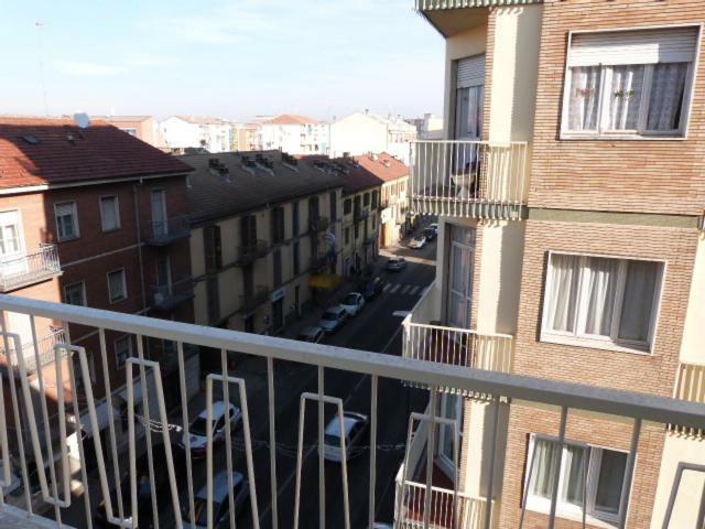 Asti Lovely Apartment Екстер'єр фото